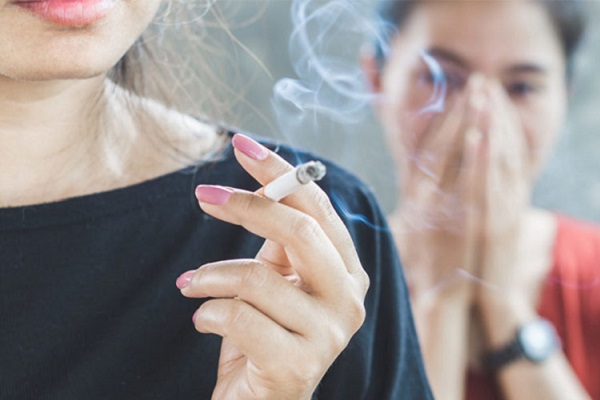 دمیدن دود سیگار در گوش باعث کاهش در آن می شود؟