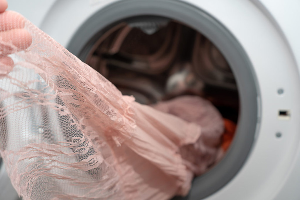 اشتباهاتی که به ماشین لباسشویی آسیب می زند