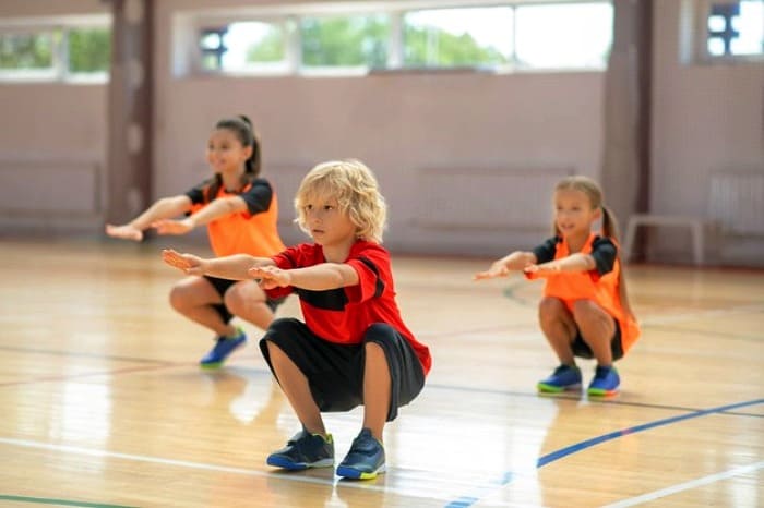 چه ورزش های برای کودکان زیر ۶ سال مناسب است؟
