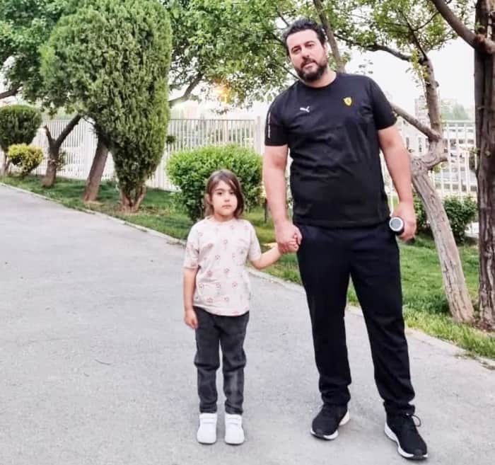 احساس زیبای محسن کیایی در تولد ۴ سالگی دخترش