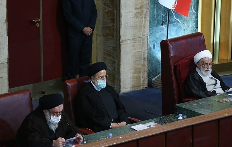 حضور  حسن روحانی در مجلس خبرگان