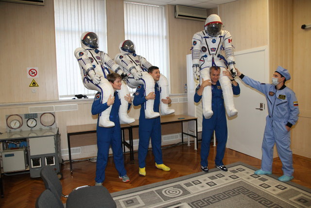 لباس فضانوردان